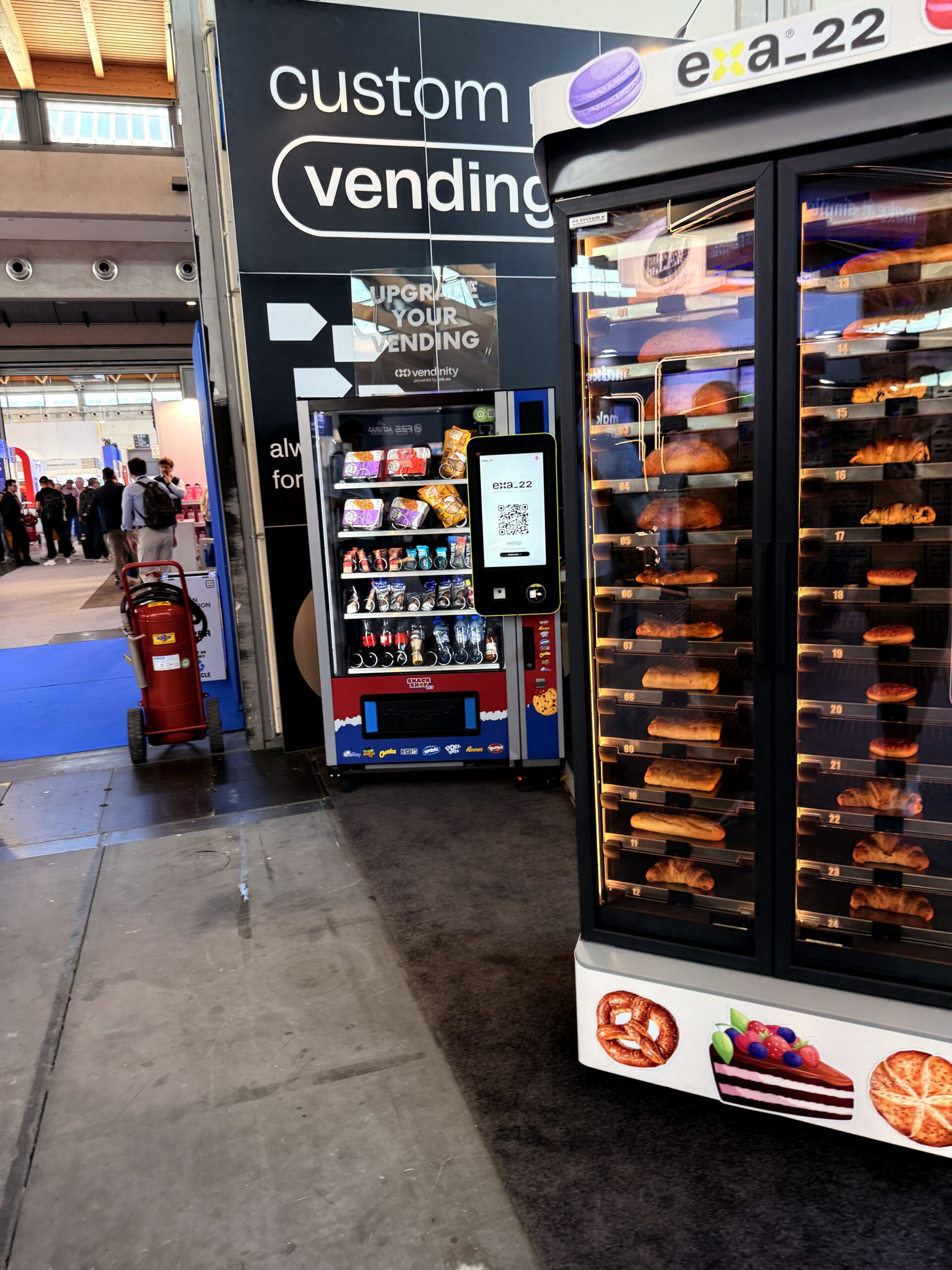 Branded bakery vending machine cabinet suitable for outdoor placement outside a shop