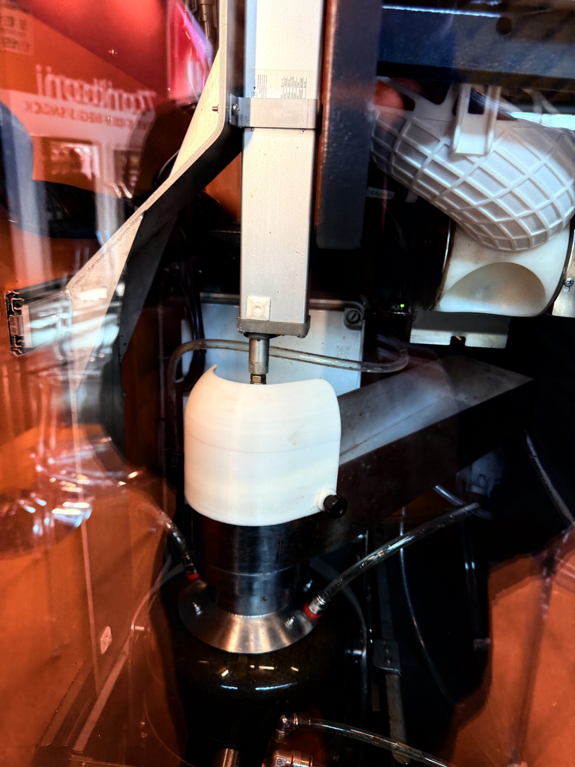 Fresh juice vending machine that requires a health department food permit to operate